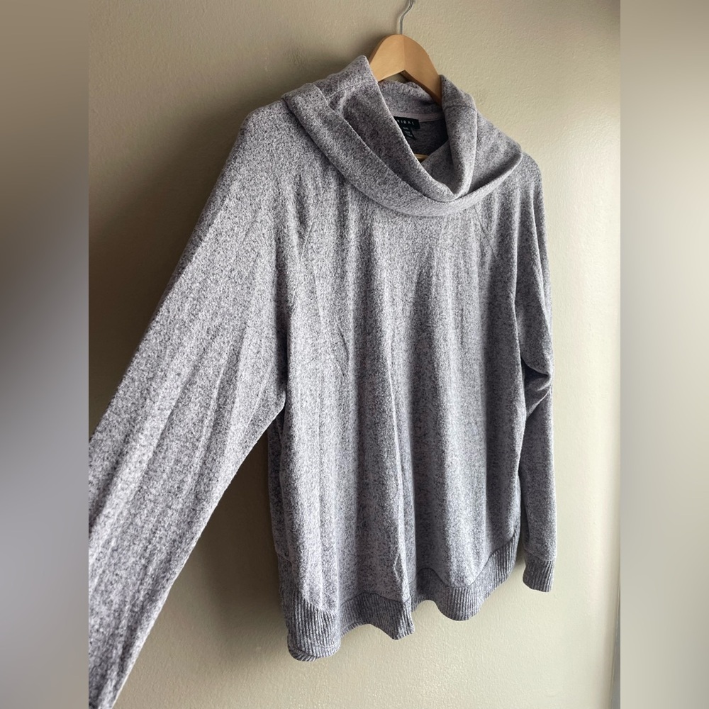 Tribal Gray Women Turtleneck Sweater Size XL - Picture 3 of 8